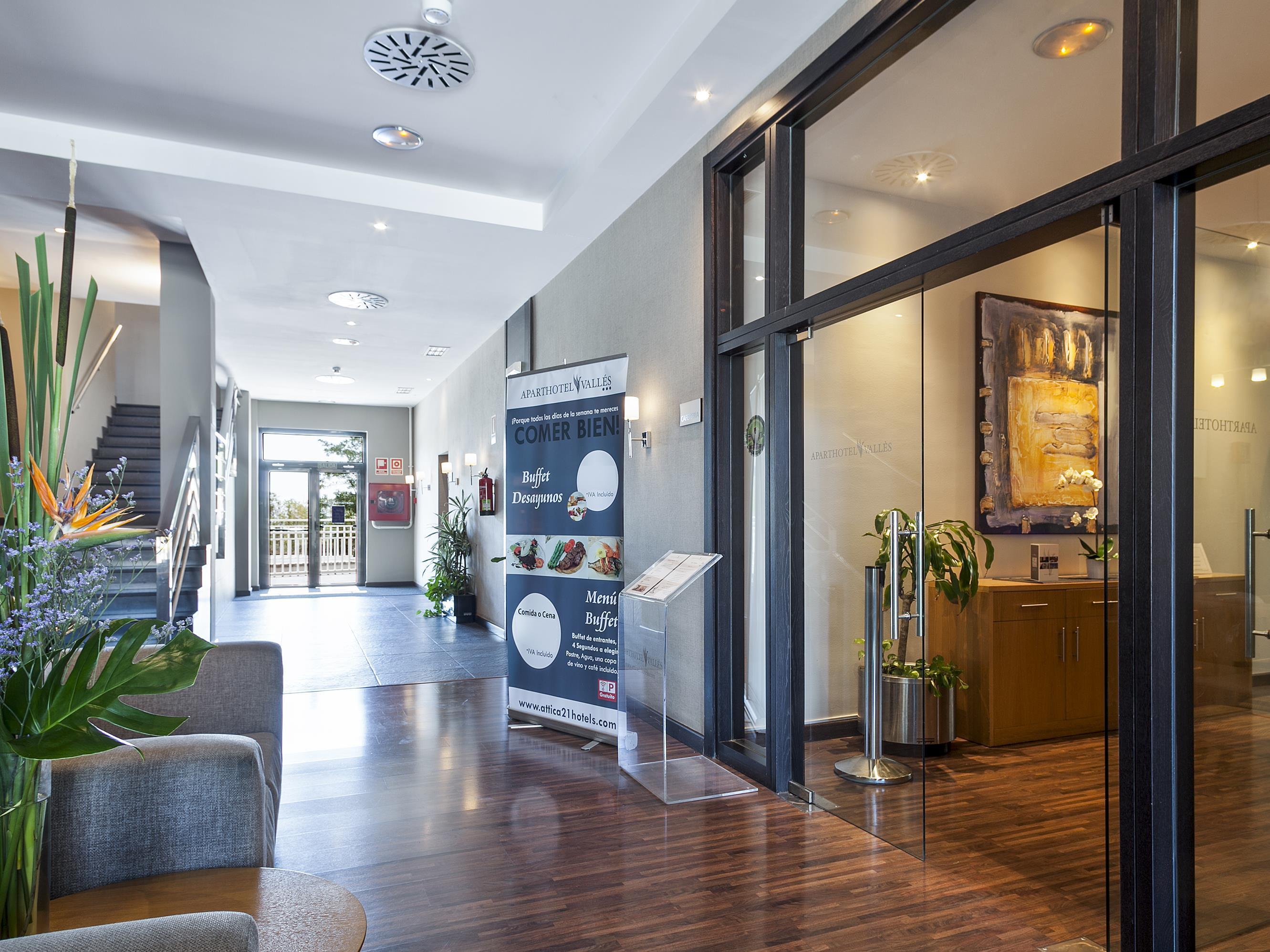 Aparthotel Attica 21 Valles Sabadell Exterior photo