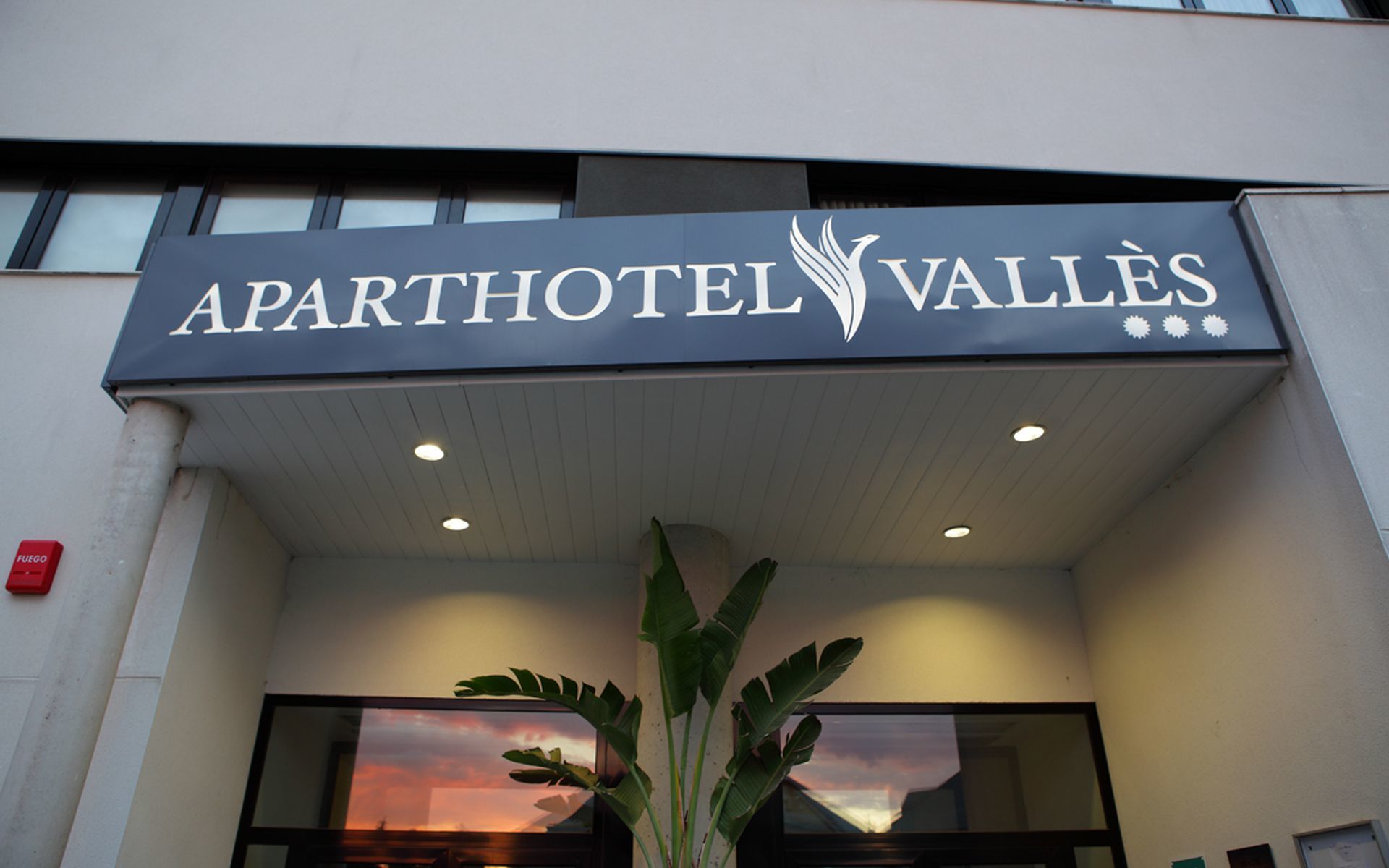 Aparthotel Attica 21 Valles Sabadell Exterior photo